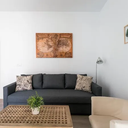 Alameda Apartment *